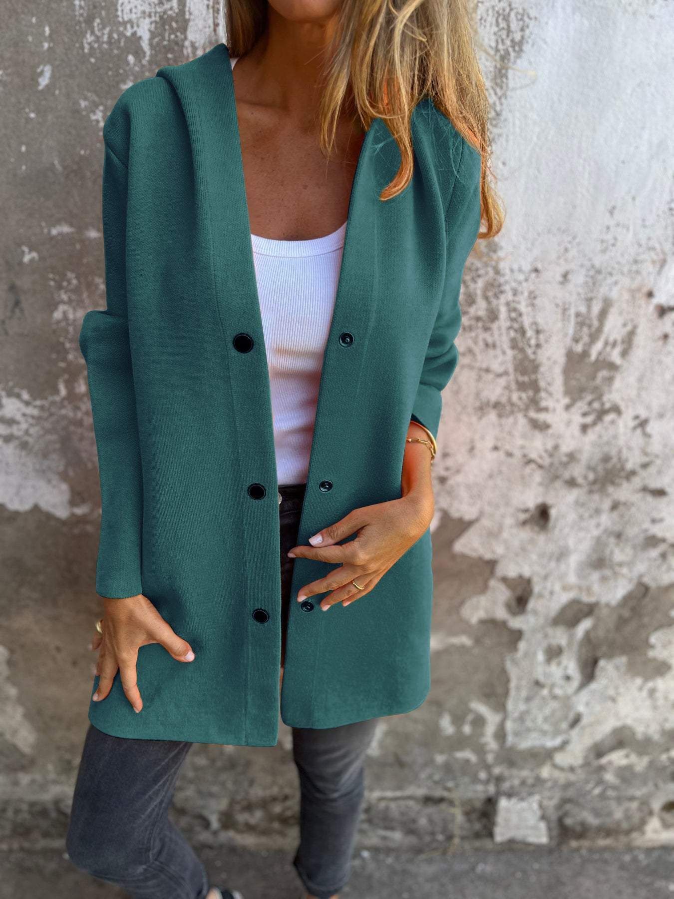 Cardigan vivatelle à Boutons avec Capuche
